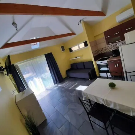 Csatang Vendeghaz Semesterbostad Siófok